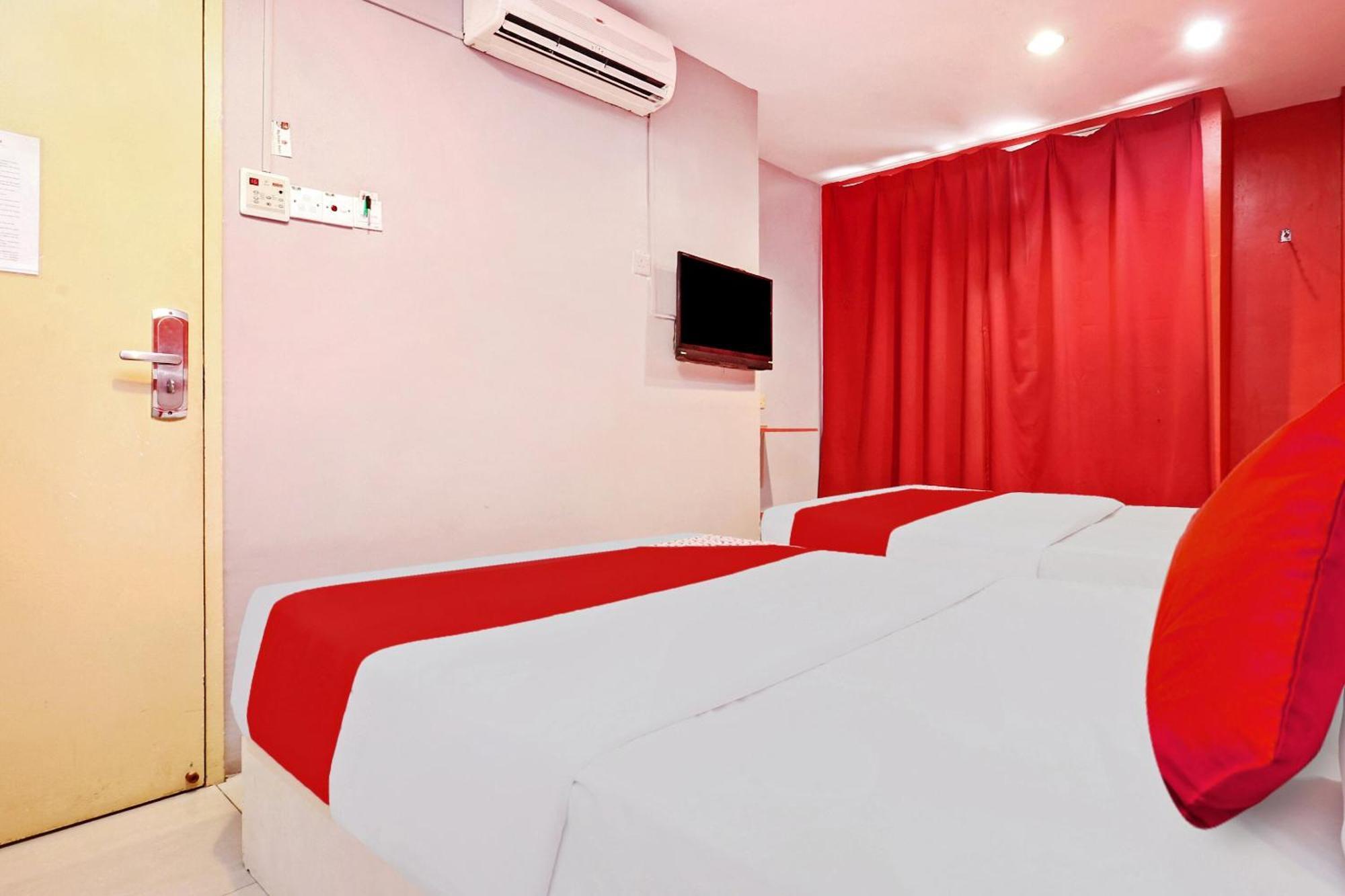 Oyo 89654 My New Home Hotel Gua Musang Ngoại thất bức ảnh